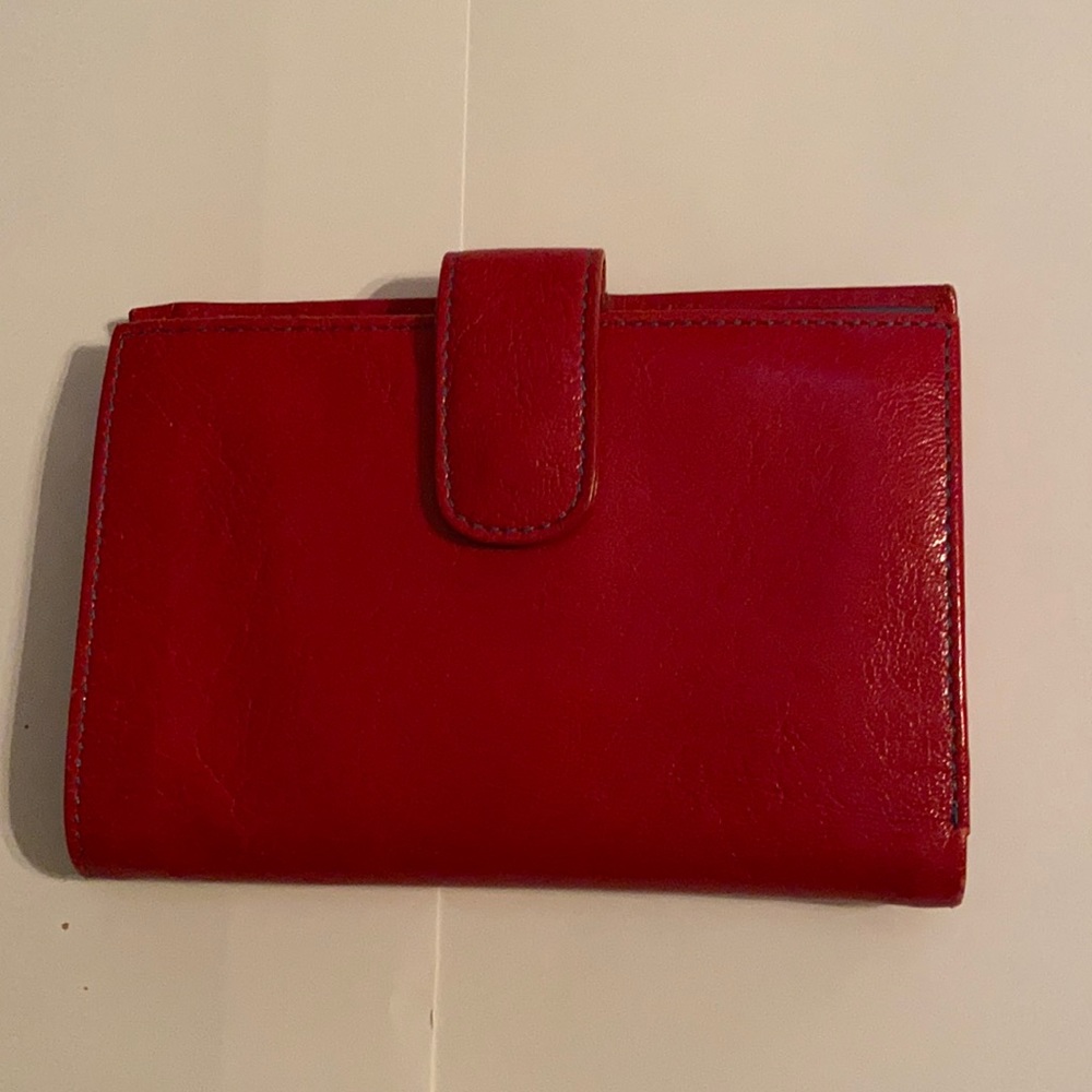 Tusk wallet perfect for traveling